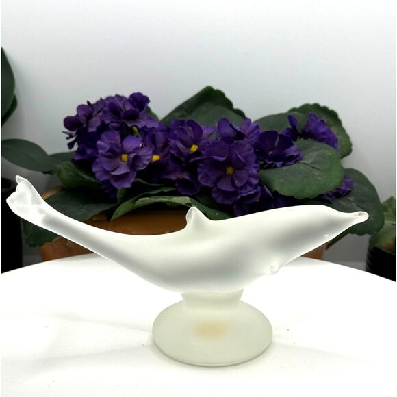 Vintage 1990's Frosted Art Glass Dolphin On Base Signed by Artist - Picture 4 of 9